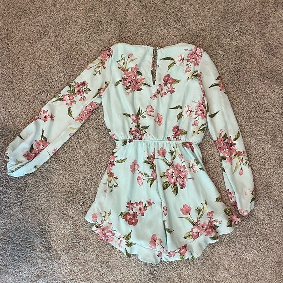 Floral romper - Picture 4 of 5